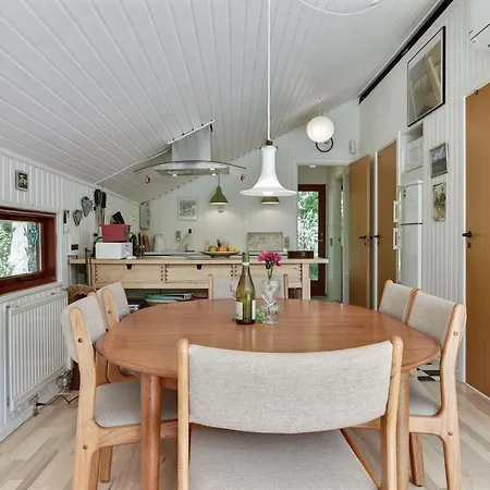 Osa - 150m From The Sea By Interhome