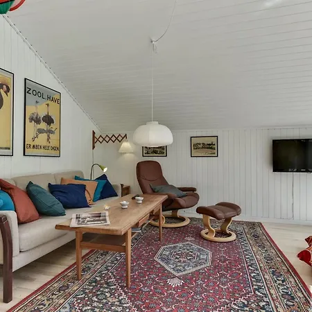 Osa - 150m From The Sea By Interhome