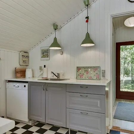 Сasa de vacaciones Osa - 150m From The Sea By Interhome